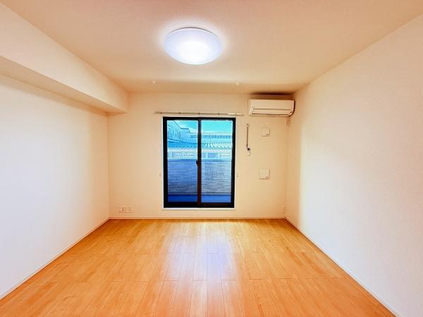 ラヴィエール　守山市勝部4丁目