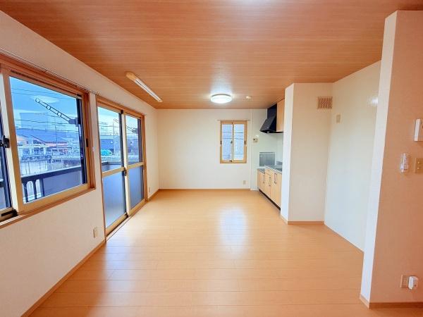 アルカディア　Ａ棟　栗東市高野