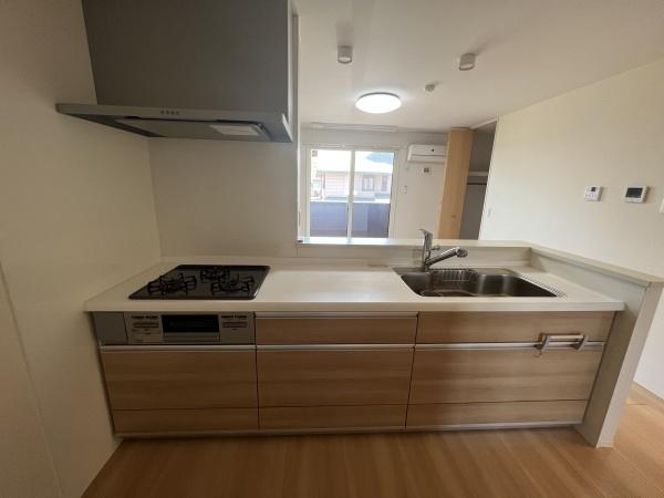 マーベル・コンフォート（野洲市市三宅）