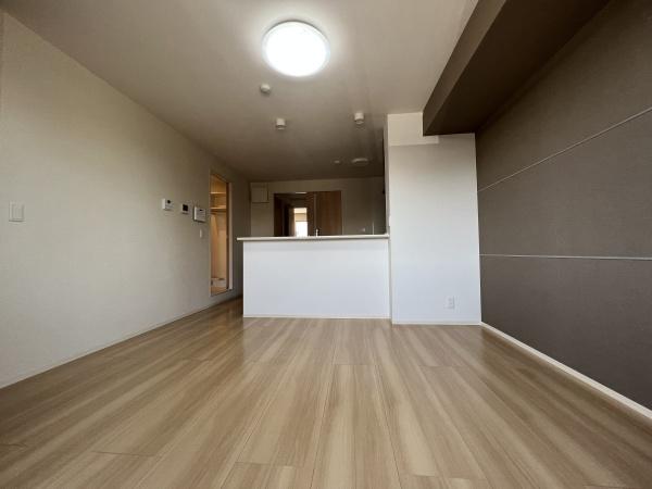 マーベル・コンフォート（野洲市市三宅）