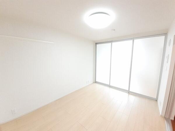 アヴニール・サード