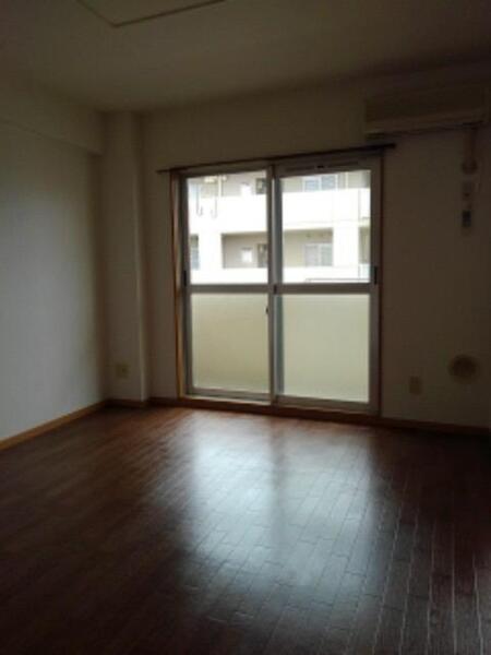 エルグランデ奥村２