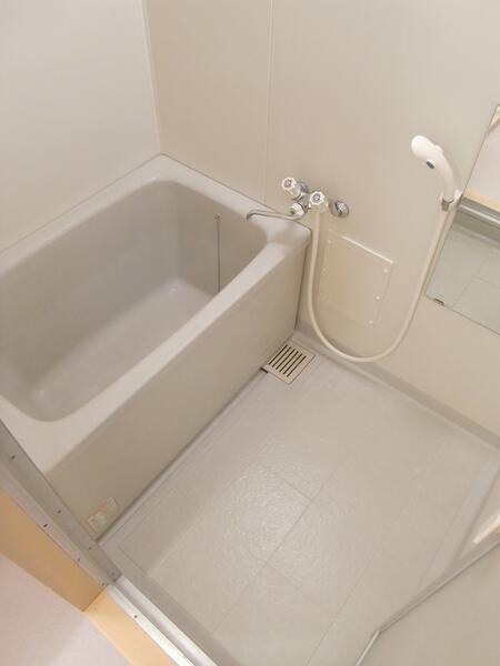 クレストコート