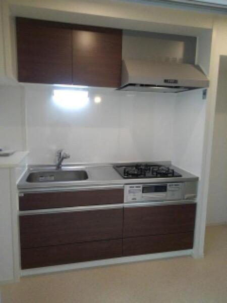 アヴニール・サード