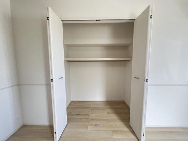 シャルマンフルール１　守山市伊勢町