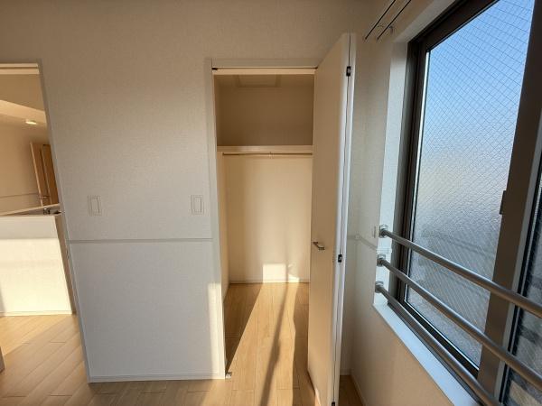 ラ　クラルテ　守山市播磨田町