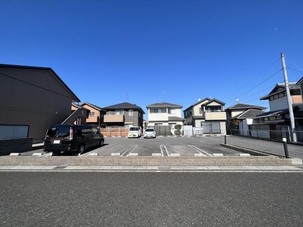 ｏｖｅｒ　ｂｏｏｋ　（野洲市小篠原）