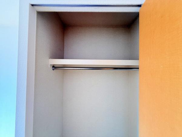 シダーコンフォール弐番館　守山市金森町