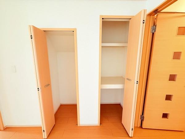 ノイ　ナリッシュ　ｂ棟　栗東市高野