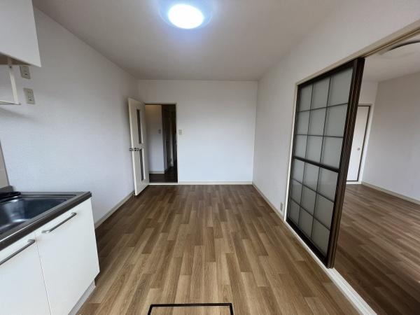 ハイツイーグル　野洲市西河原