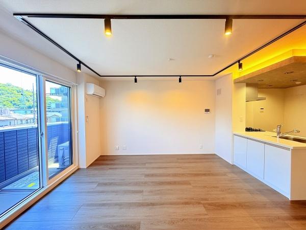 Ｄ-ＲＯＯＭ小篠原　小篠原