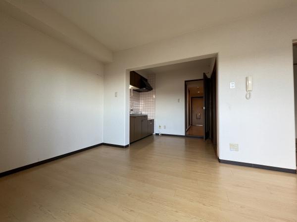 ＲＩＶＥＲ　ＡＮＮＥ　リーバーアン　野洲市市三宅