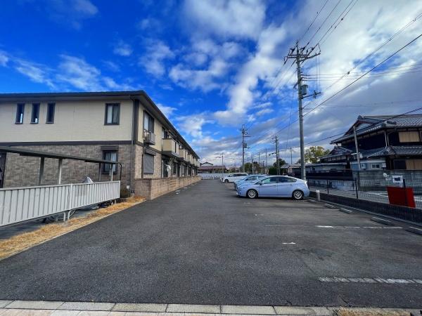 ルーエプラッツ　守山市古高町