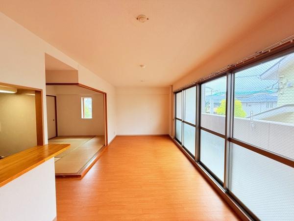 フローラ藤（ふじ）　守山市伊勢町