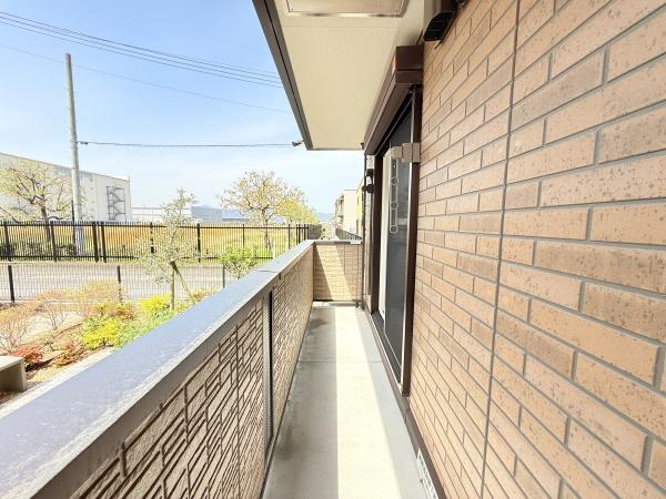 フロイデプラッツ　守山市古高町