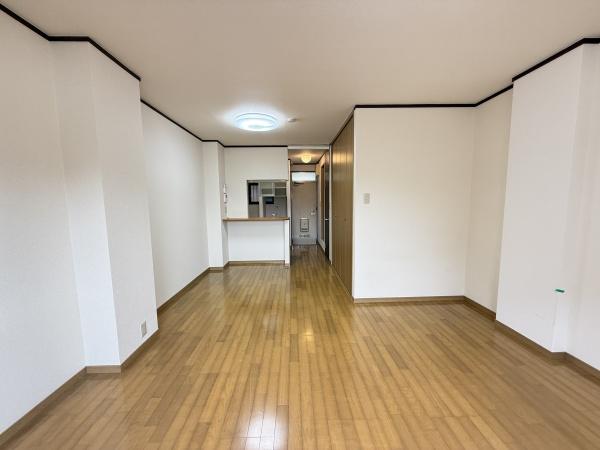 エル　セレーノ野洲　野洲市小篠原