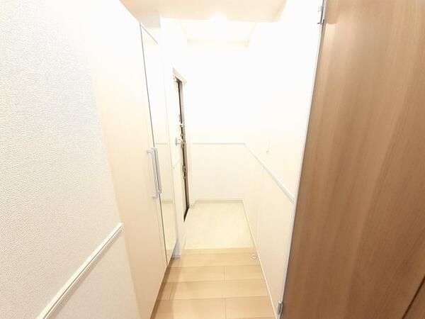 甲賀市甲南町寺庄のアパート