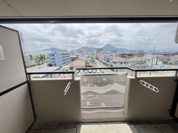 エクセレント吉田　（野洲市市三宅）