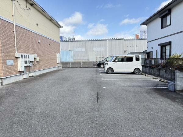コルプレッソ　守山市吉身3丁目