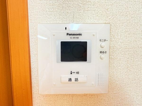 コルプレッソ　守山市吉身3丁目