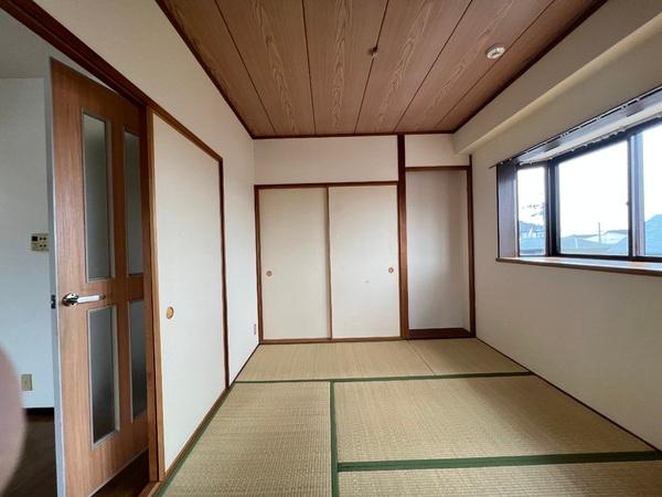 クレスティ栗田　冨波乙