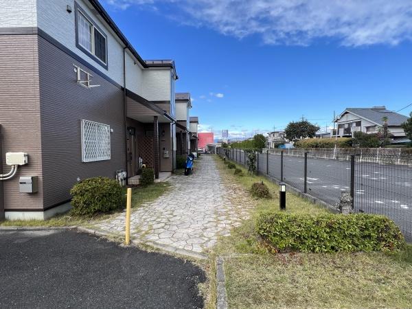 エスポア　ガーデン　守山市播磨田町