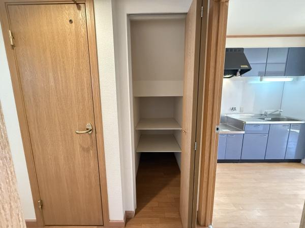 オーベルジュ　守山市今宿4丁目