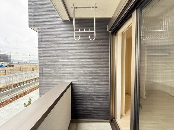 クロスビレッジ　西河原