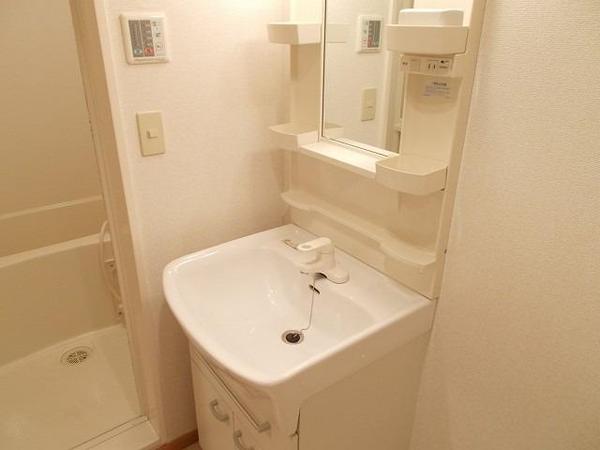 シェーネ