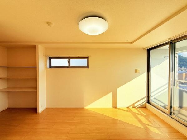 セルフィール　（野洲市小篠原）