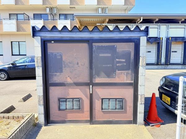 エクセレント吉田　（野洲市市三宅）