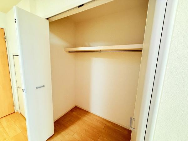 ラヴィエール　守山市勝部4丁目