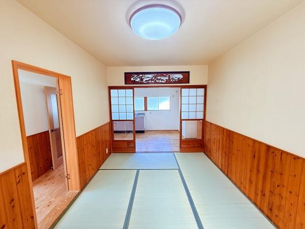 上屋戸建　屋根付き駐車場