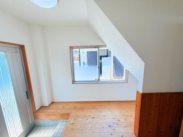 上屋戸建　屋根付き駐車場
