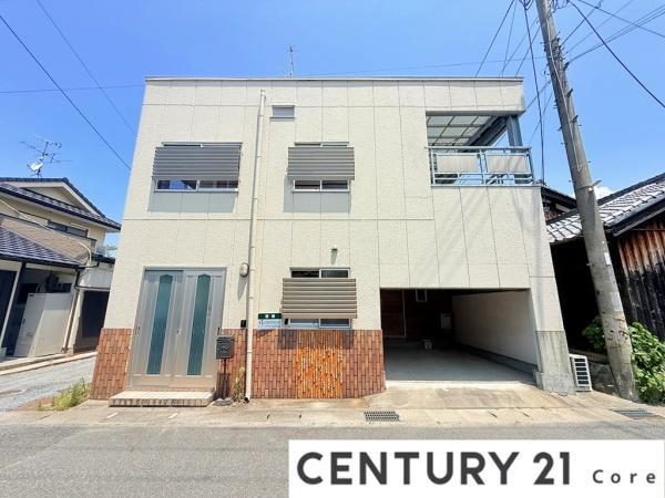 上屋戸建 屋根付き駐車場