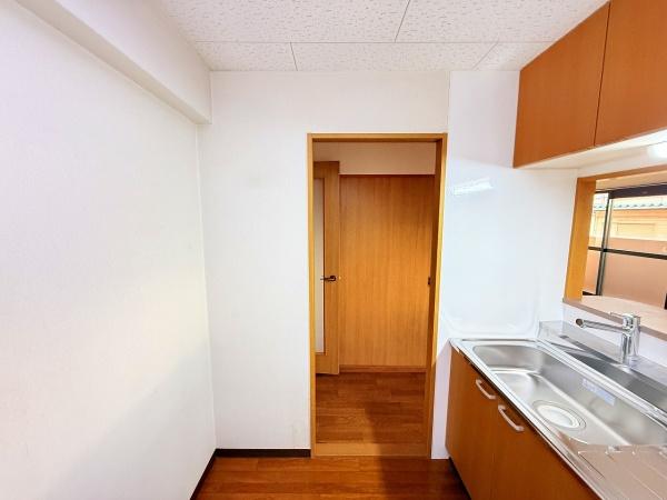 シャトーアルバ2　栗東市市三宅