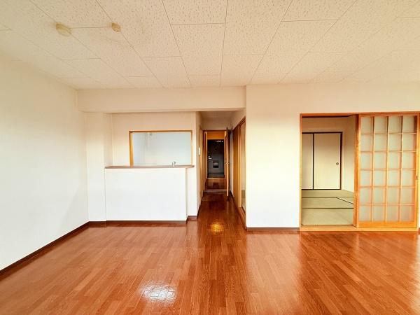 シャトーアルバ2　栗東市市三宅