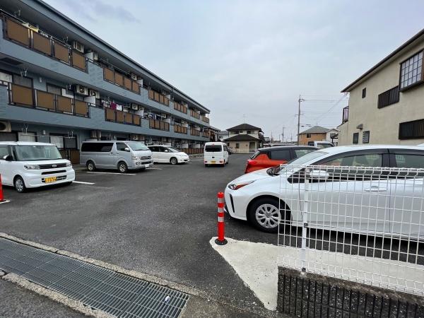 ＳＩＸＴＨ　ＡＶＥＮＵＥ（野洲市六条）