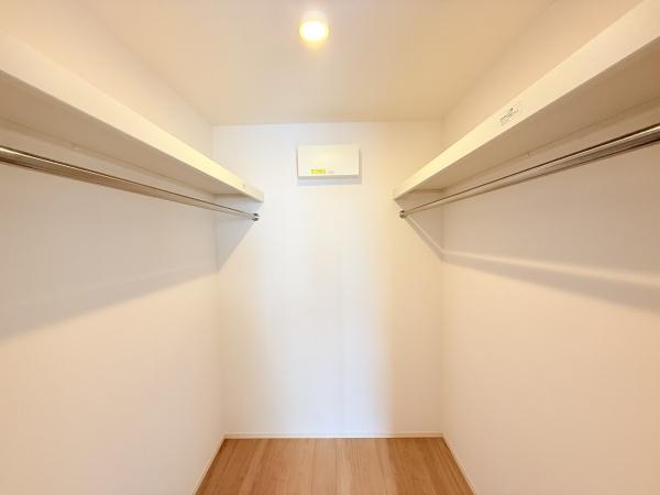 シャンピアコート　守山市古高町