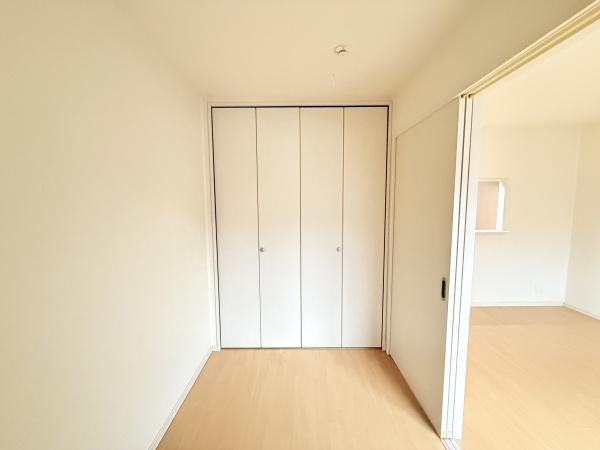 ルイ　エ　レイ　野洲市行畑