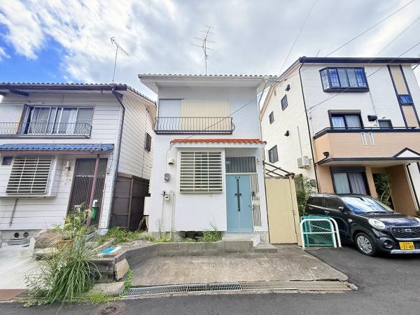 野洲市栄貸家