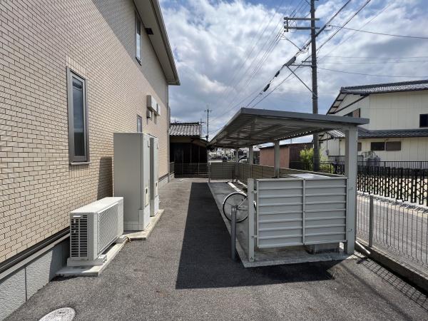 グランリーベＢ棟　野洲市市三宅
