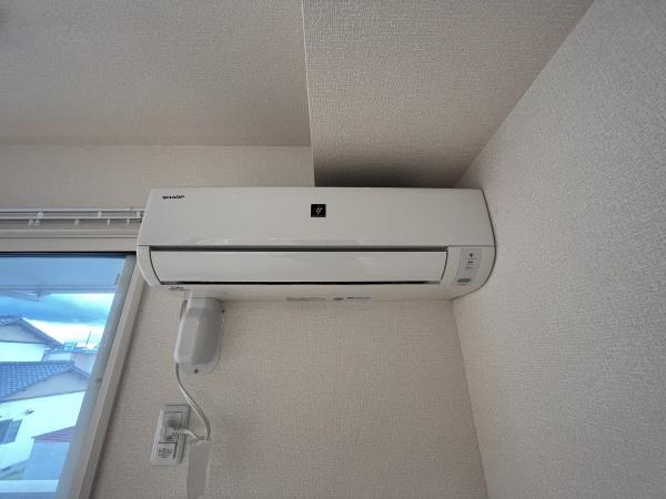 ロック・ベイレーク　（守山市播磨田町）