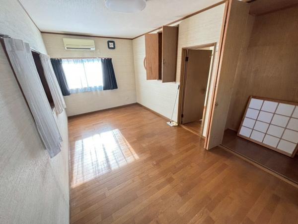 鍛治屋町 貸家(洋室)