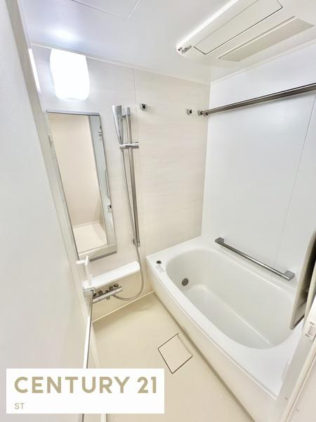 ＳＨＩＢＵＹＡ　ＣＡＳＴ．　ＡＰＡＲＴＭＥＮＴ