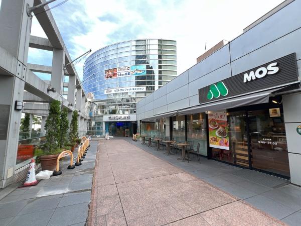 ラグゼナ用賀(モスバーガー用賀店)