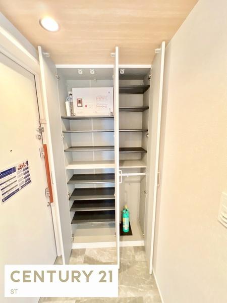 レジディア三軒茶屋