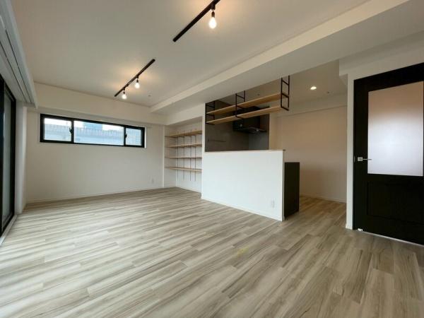 千代田区神田佐久間町３丁目のマンション