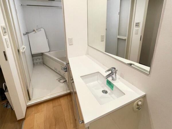 渋谷区代々木５丁目のマンション