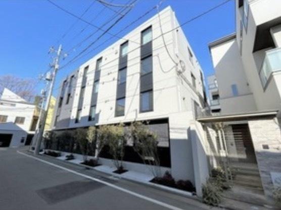 世田谷区代田４丁目のマンション